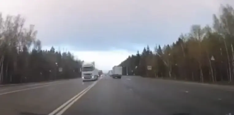 Поймал саморез