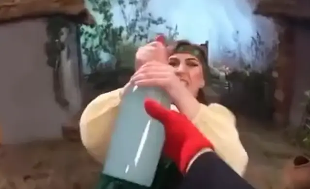 Smack my bitch up edit