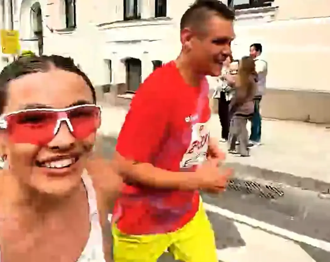 Лёха бежит марафон