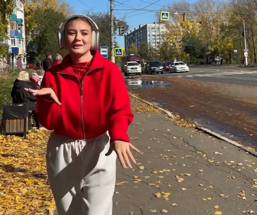 Бабушка не оценила уличную съемку девушки