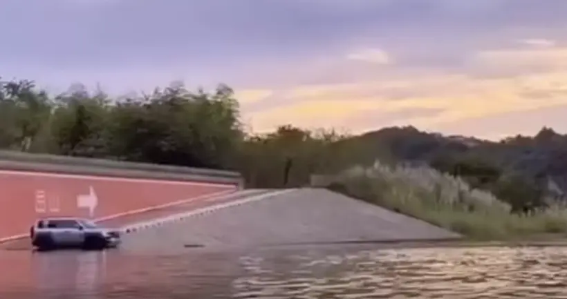 Крутые покатушки по воде⁠⁠