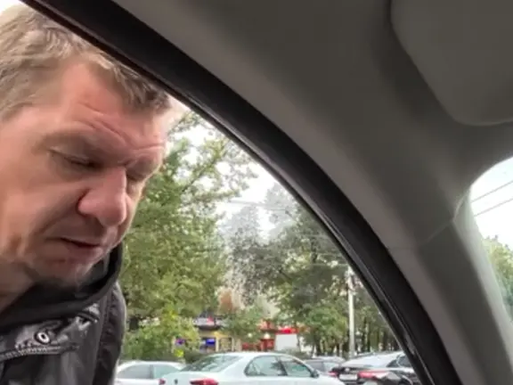 Любой тамада позавидует его красноречию