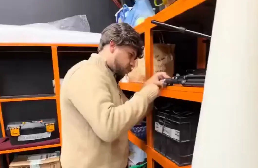 На складе ПВЗ⁠