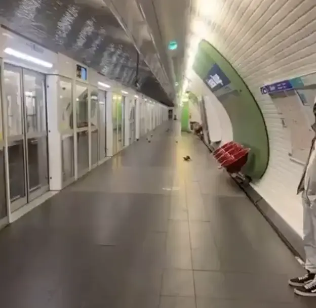 Обстановка во французском метро
